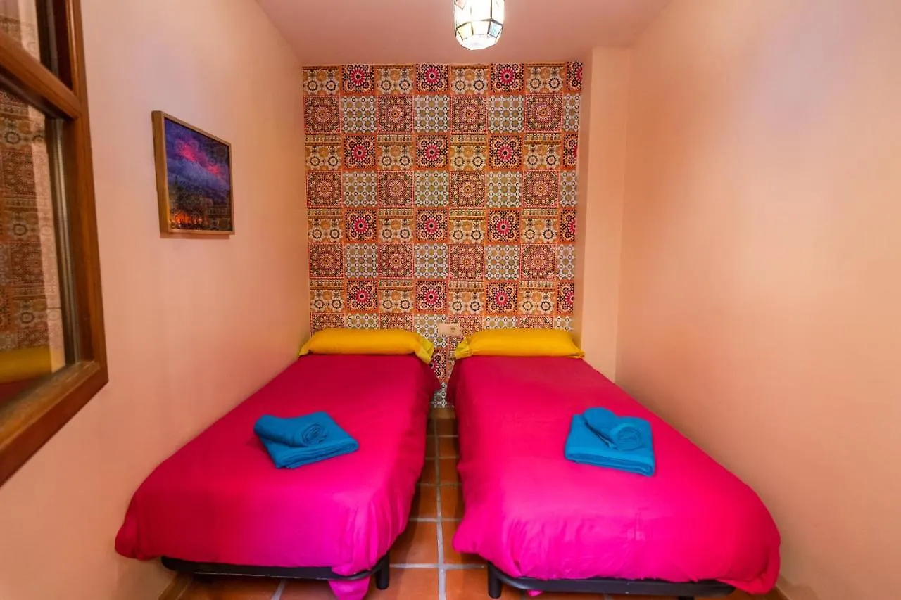 Tuguest Aljibe Del Rey Apartment - Free Parking Granada España