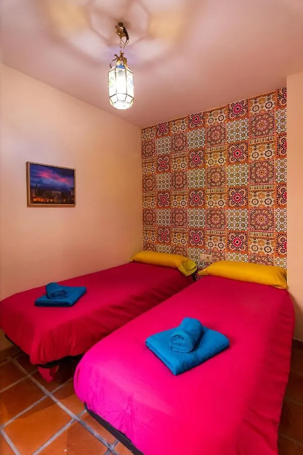 Tuguest Aljibe Del Rey Apartment - Free Parking Granada