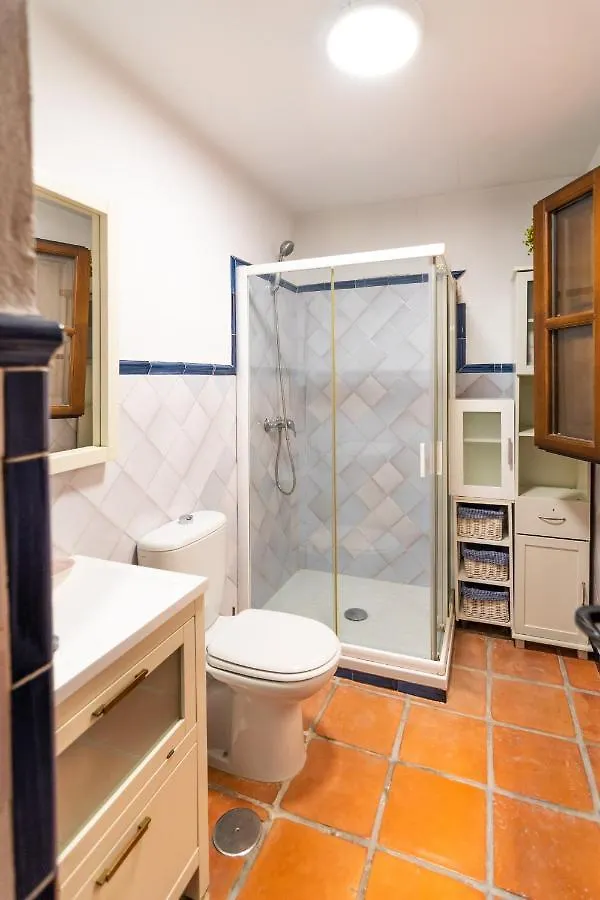 Tuguest Aljibe Del Rey Apartment - Free Parking Granada