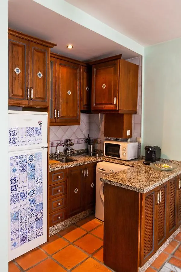 Tuguest Aljibe Del Rey Apartment - Free Parking Granada